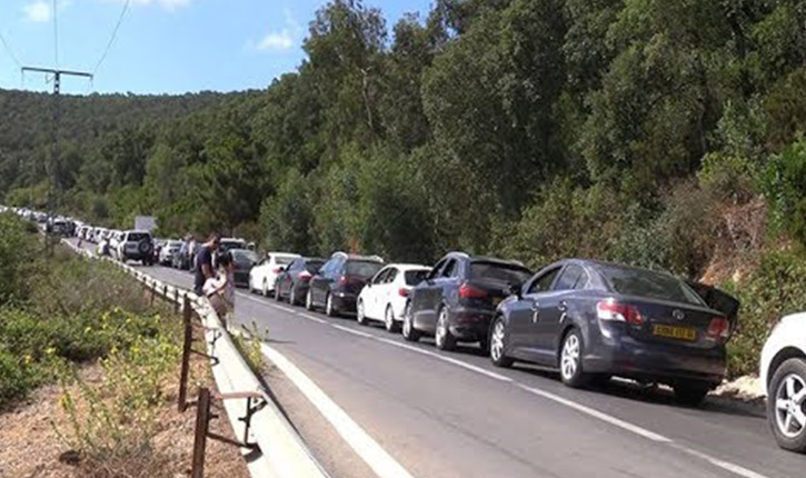 Tunisie: Grande affluence d’Algériens aux postes frontaliers de Jendouba