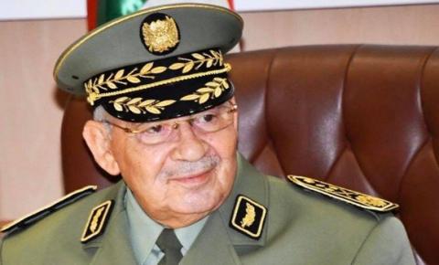 Algérie: L’Arme soutient le nouveau président élu