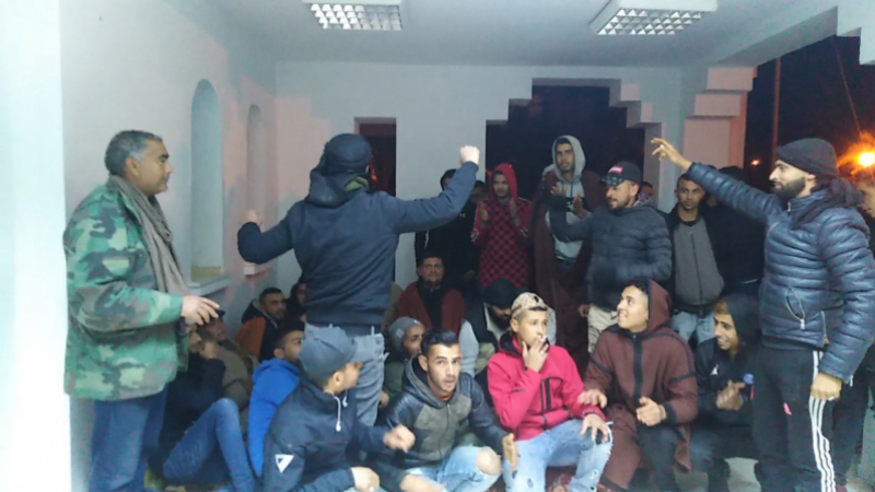 Tunisie: Des sit-inneurs d’El Kamour poursuivent l’occupation du siège du gouvernorat