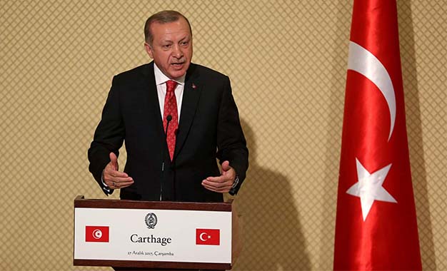 Tunisie: Recep Tayyip Erdogan chez Kaïs Saïed pour discuter de la Libye