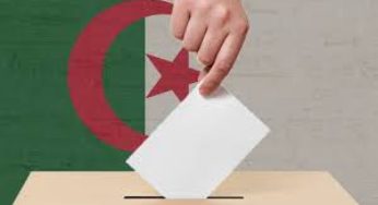 Algérie : Des opposants saccagent deux centres de vote à béjaïa