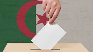Algérie : Des opposants saccagent deux centres de vote à béjaïa