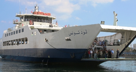Tunisie – Sfax : Un ferry assurant la navette Sfax- Kerkennah bloqué en haute mer en raison de visibilité nulle à cause du brouillard