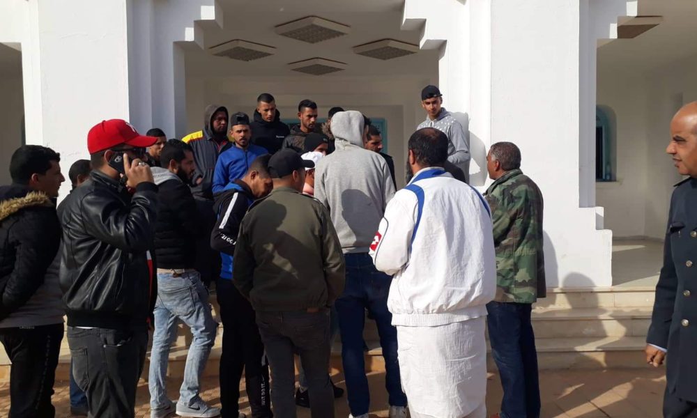 Tunisie : [photos] Les protestataires d’El Kamour entrent dans un sit-in ouvert