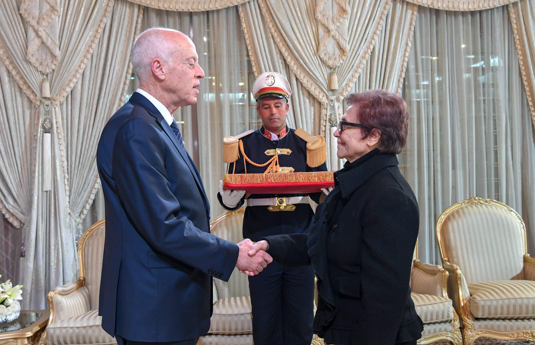 Tunisie : [photos] Kais Saïed rend hommage à la militante algérienne Jamila Bouhired