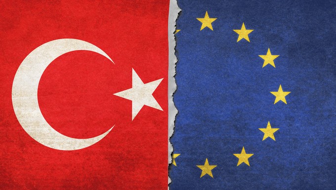 L’UE s’inquiète de déploiement de militaires turcs en Libye