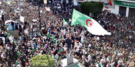 Algérie – Arrestation d’un kamikaze qui projetait de se faire exploser dans une manifestation