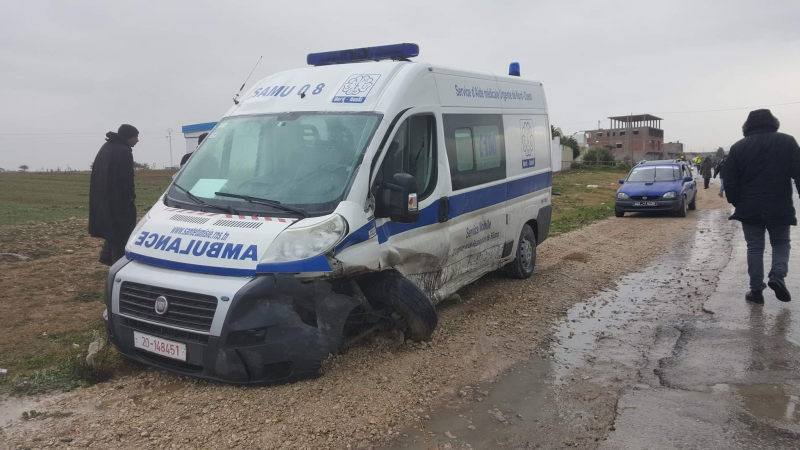 Tunisie [Photos]: 10 blessés dans une collision entre une ambulance transportant trois femmes enceintes et une autre voiture
