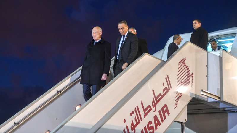 Tunisie: Voyage du président Kaïs Saïed à Oman, précisions de Tunisair