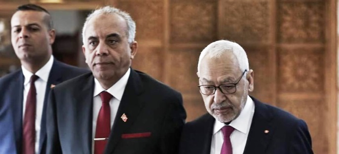 Tunisie – Les députés veulent ménager Ghannouchi et hésitent à signer la pétition pour sa destitution