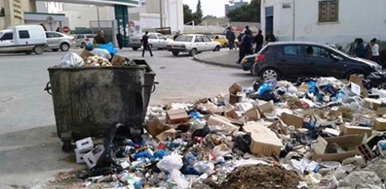 Tunisie – Tunis croule sous les ordures : Le syndicat appelle à la suspension de la grève