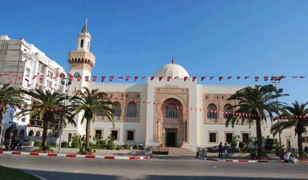 Tunisie :  La Place Fadhel Ben Achour baptisée “Rabaa”- Précisions du maire de Sfax