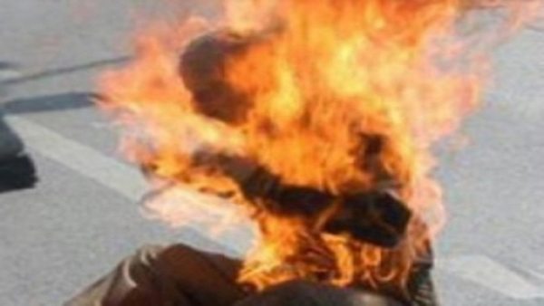 Tunisie : Un vieillard s’immole par le feu à Sfax