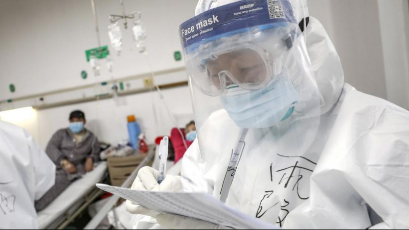 Coronavirus: Décès du directeur d’un hôpital à Wuhan au virus portant à 1886 le bilan des morts en Chine
