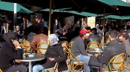 Tunisie: Fixation de la durée d’une heure pour s’attabler au café, réaction de l’Organisation de défense du consommateur