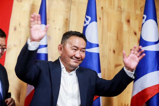Coronavirus: Le président de la Mongolie mis en quarantaine après son retour de Chine