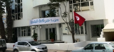 Tunisie – Des ultras d’Ennhdha condamnent la façon dont Saïed a « humilié » Ghannouchi