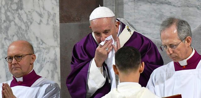 Le Pape aurait attrapé une infection au Coronavirus ?