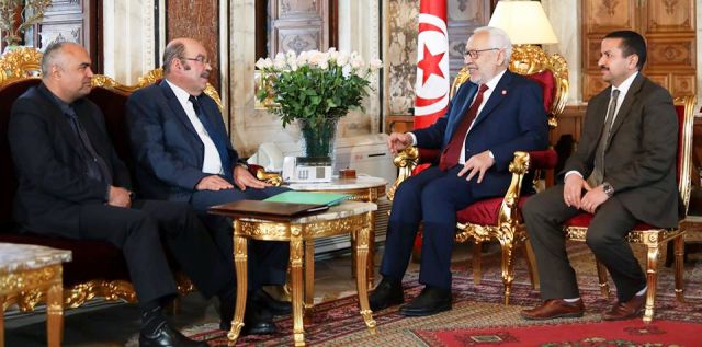 Tunisie – Ghannouchi essaie de trouver une formule constitutionnelle pour contrer Saïed ?