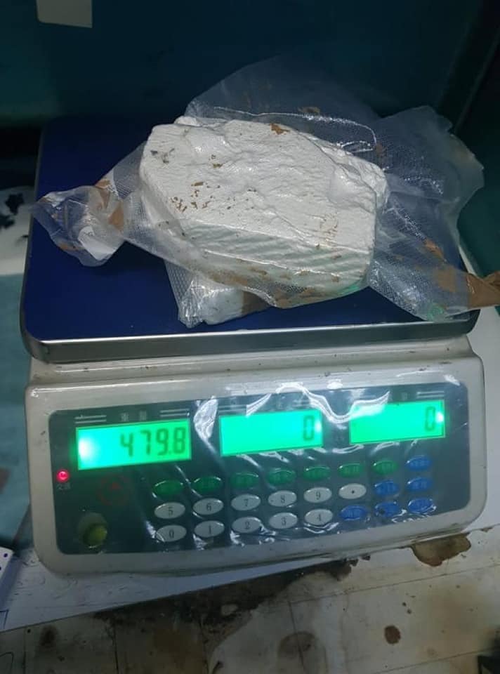 Tunisie [photos] Tentative de faire entrer 479 grammes de cocaïne à l’aéroport Tunis-Carthage, mise en échec