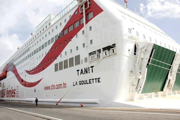 Tunisie: Auto-isolement pour les 833 voyageurs à bord du ferry accostant jeudi à la Goulette en provenance de Marseille