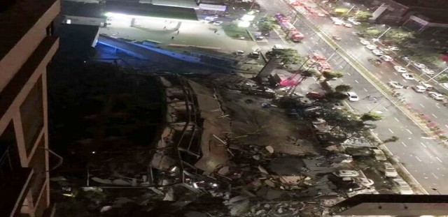 Chine : Effondrement d’un hôtel abritant des personnes en quarantaine au Wuhan