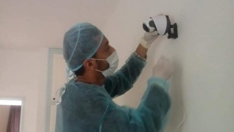 Tunisie: Installation de caméras à l’hôpital de Kébili pour rester en contact avec les patients du coronavirus