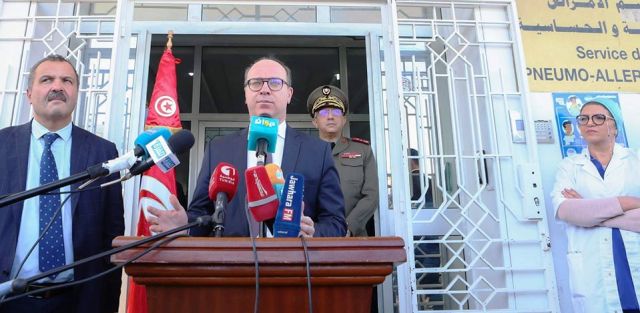 Tunisie – Coronavirus : Elyes Fakhfekh en visite d’inspection à Sfax  