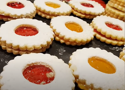Spécial Aïd  : Biscuit tunisien Bachkoutou et sablé à la confiture