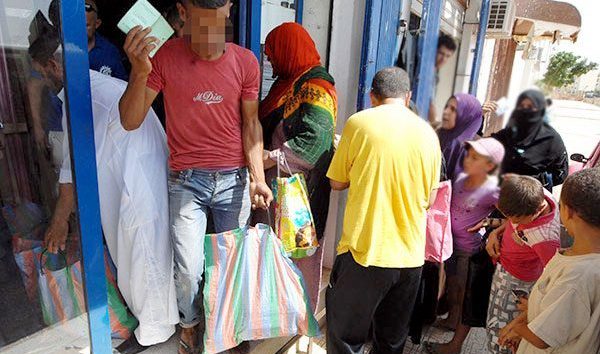 Algérie : Le gouvernement interdit de filmer la distribution des dons aux familles nécessiteuses