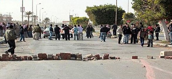 Tunisie – Kasserine : Protestation des ouvriers de l’usine de la pâte de cellulose