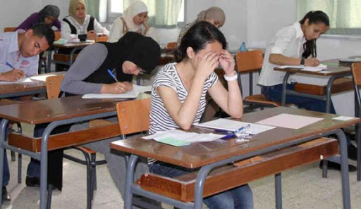 Tunisie [Photos] :Les enseignants et élèves du bac de neufs gouvernorats “à risque” seront soumis à des tests Covid-19