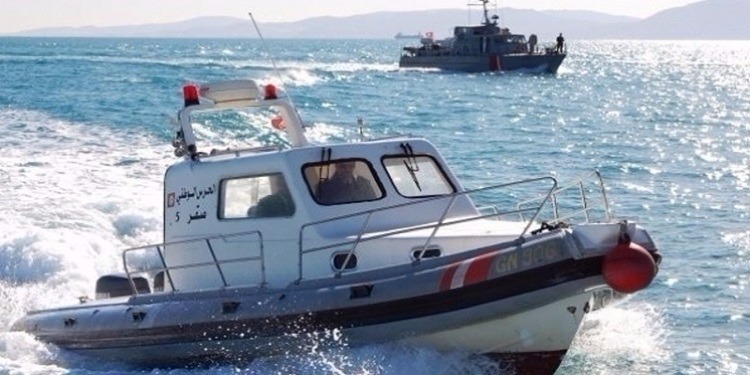 Tunisie: Poursuite par le ministère de la Défense des recherches de migrants clandestins naufragés au large de Sfax