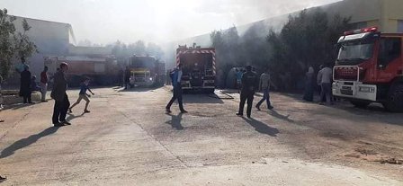 Tunisie – IMAGES : Une nouvelle usine ravagée par un incendie