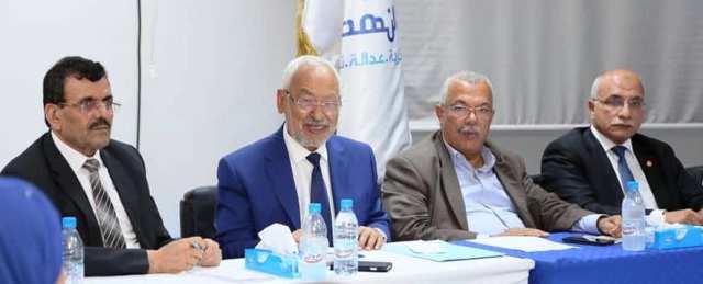 Tunisie : Ennahdha lance son projet sociétal en l’absence d’une opposition qui pèse