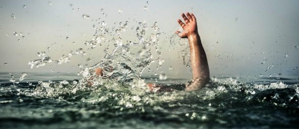 Tunisie – Maâmoura : Décès par noyade d’un adulte qui venait de sauver son fils des flots