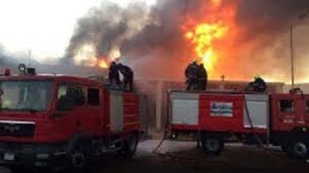 Tunisie: Maîtrise à 70% de l’incendie de l’usine de papier d’Enfidha