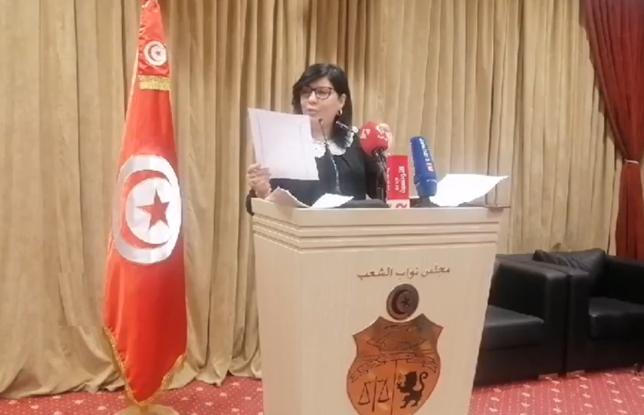 Tunisie : Abir Moussi « un huissier de justice est actuellement au parlement »