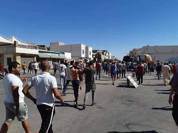 Urgent : Les forces de l’ordre se retirent de la ville de Tataouine