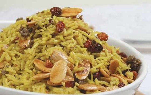 Recette : Riz au poulet et aux fruits secs