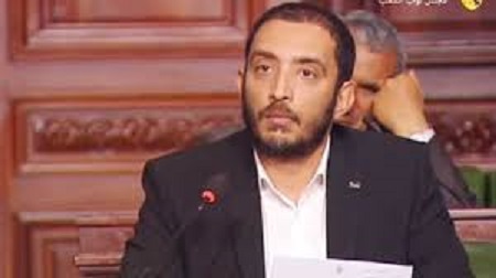 Tunisie: Yassine Ayari se plaint d’avoir été harcelé par un conseiller de Fakhfekh au siège de l’ARP