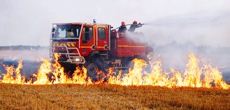 Tunisie – Un agent de la protection civile gravement brûlé lors d’une intervention sur un incendie