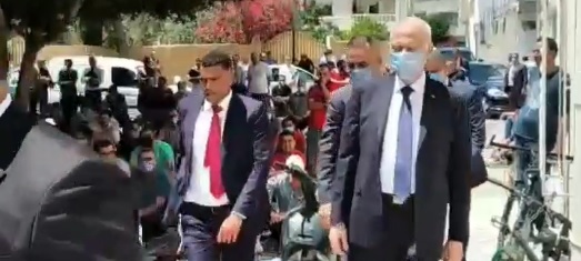 Tunisie : Video : Kaïs Saïed effectue la prière du vendredi au Kram