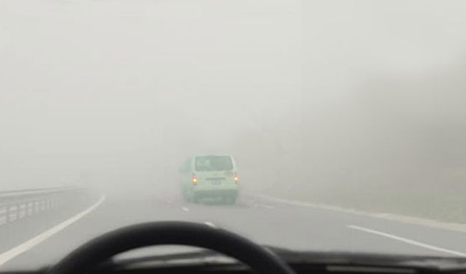 Tunisie: Epais brouillard réduisant la visibilité sur l’autoroute Msaken-Sfax