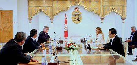 Tunisie – Covid : Le gouvernement cherche à coordonner ses actions dans la phase à venir