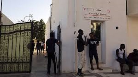 Exemption des étrangers en difficultés résidant en Tunisie de la taxe de régularisation de leur séjour
