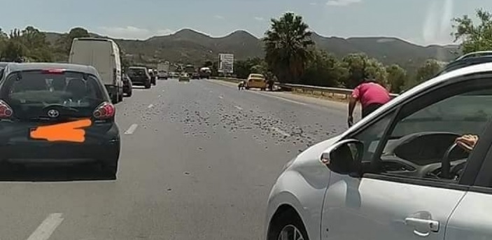 Tunisie – Trafic perturbé sur l’autoroute de Hammamet à cause de la présence de clous jetés sur la chaussée