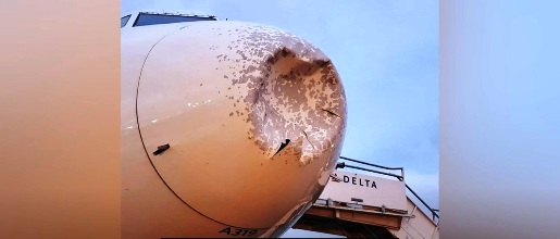 IMAGES : Un avion opère un atterrissage d’urgence après avoir heurté un objet non identifié