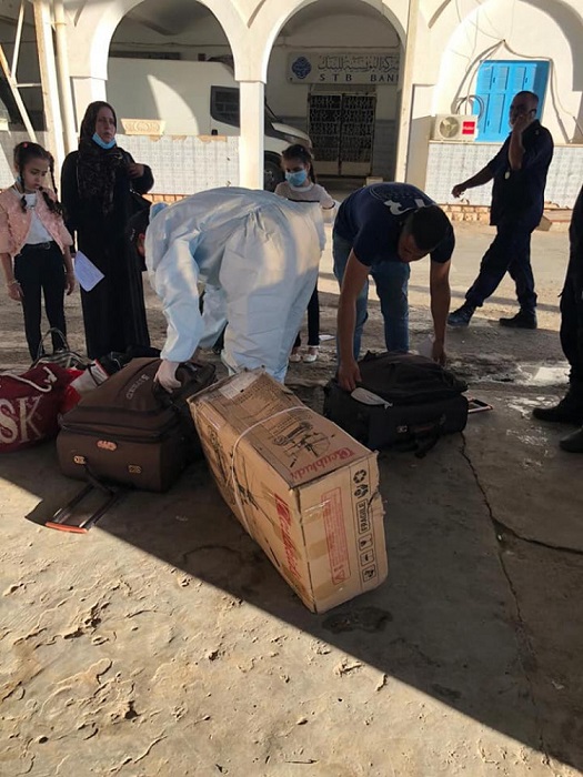 Tunisie: Découverte de 4 fusils de chasse dissimulés dans les bagages d’un rapatrié de Libye