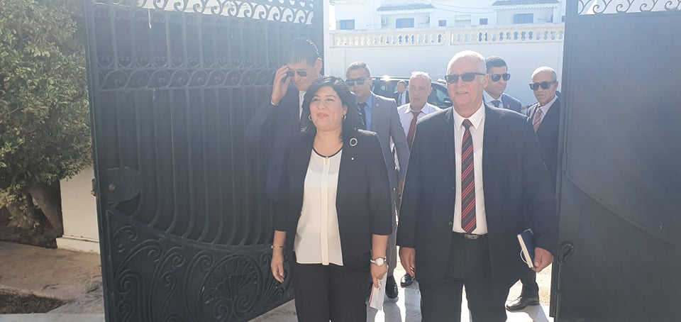 Tunisie [photos]: Abir Moussi arrive à Dar Dhiafa